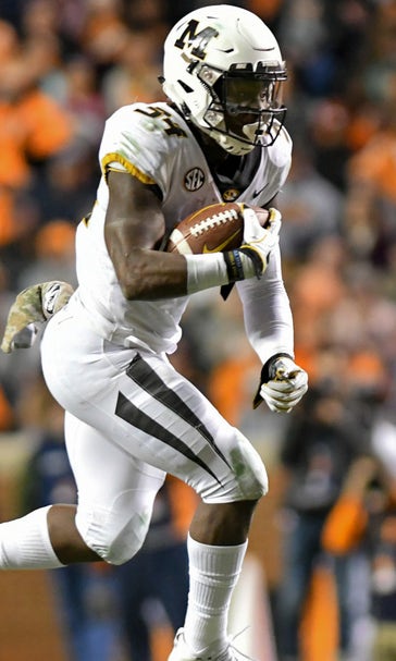Mizzou dominates Tennessee 50-17 for third straight win